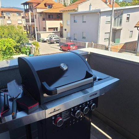 Modern 4-Star Luxury Apt - Wfh Ready, Free Parking Zagreb Eksteriør billede