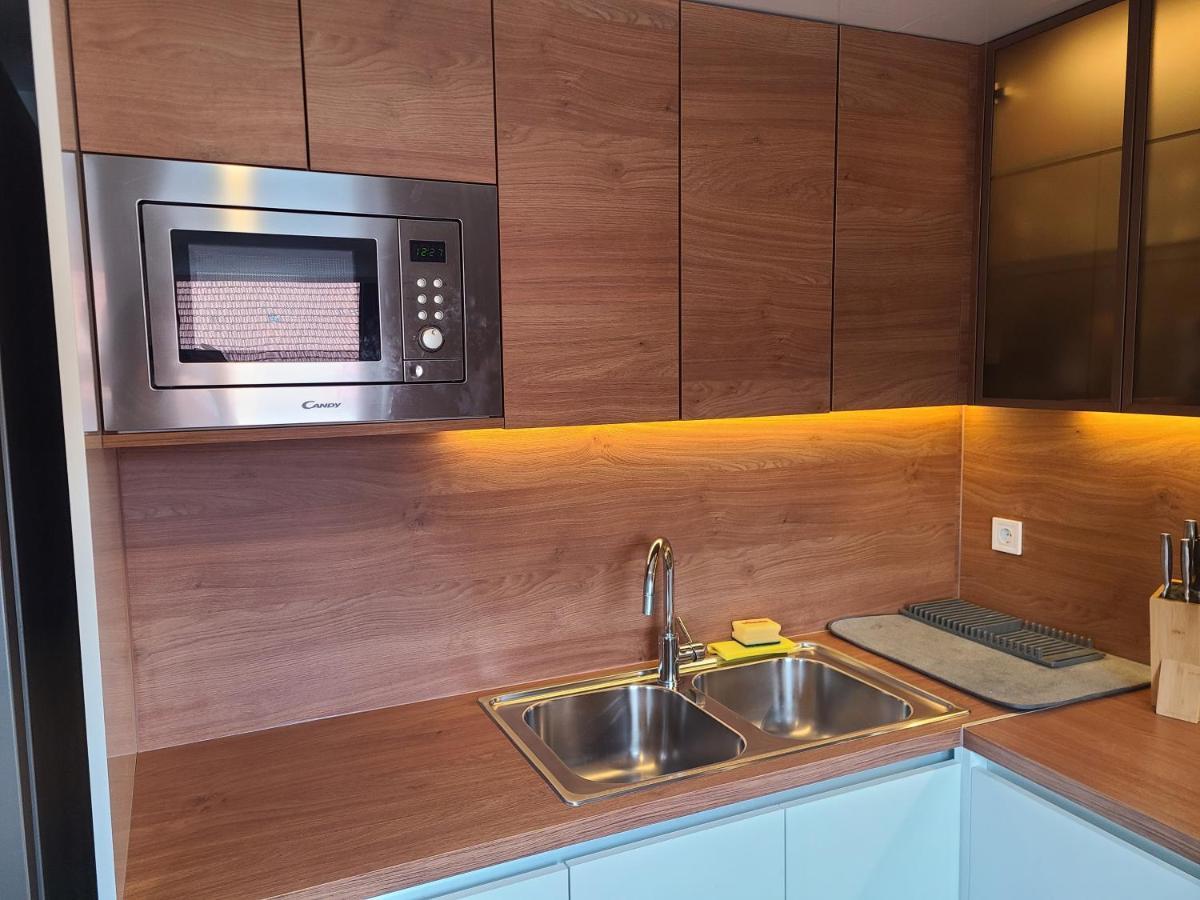 Modern 4-Star Luxury Apt - Wfh Ready, Free Parking Zagreb Eksteriør billede
