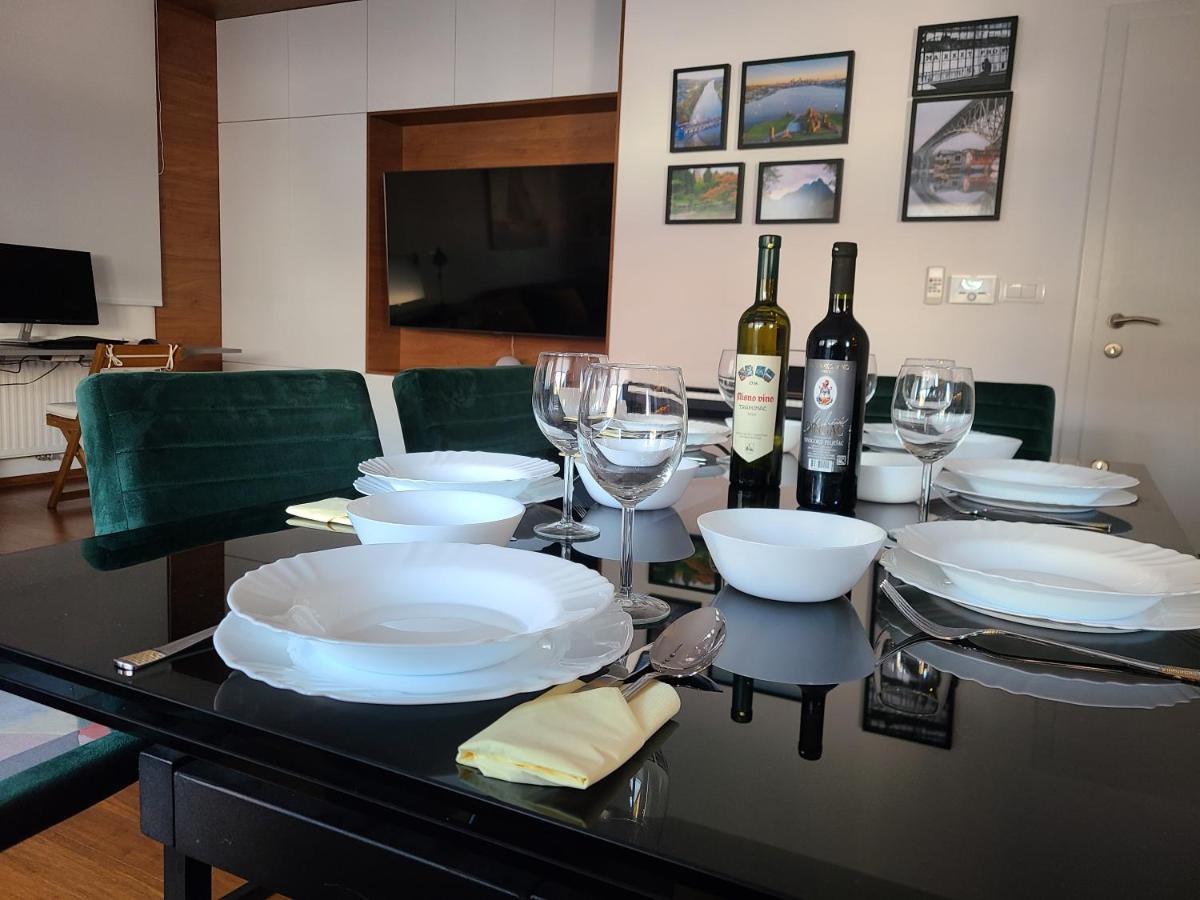Modern 4-Star Luxury Apt - Wfh Ready, Free Parking Zagreb Eksteriør billede